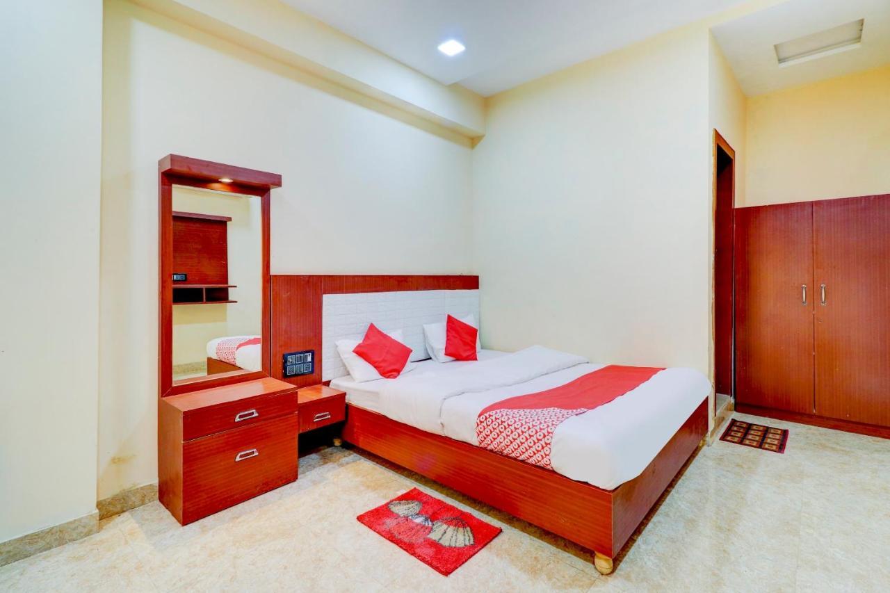 Oyo Flagship 73009 Hotel City Inn Dayal Bagh ภายนอก รูปภาพ