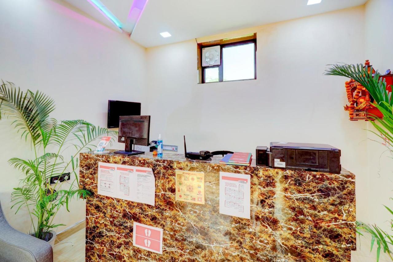 Oyo Flagship 73009 Hotel City Inn Dayal Bagh ภายนอก รูปภาพ