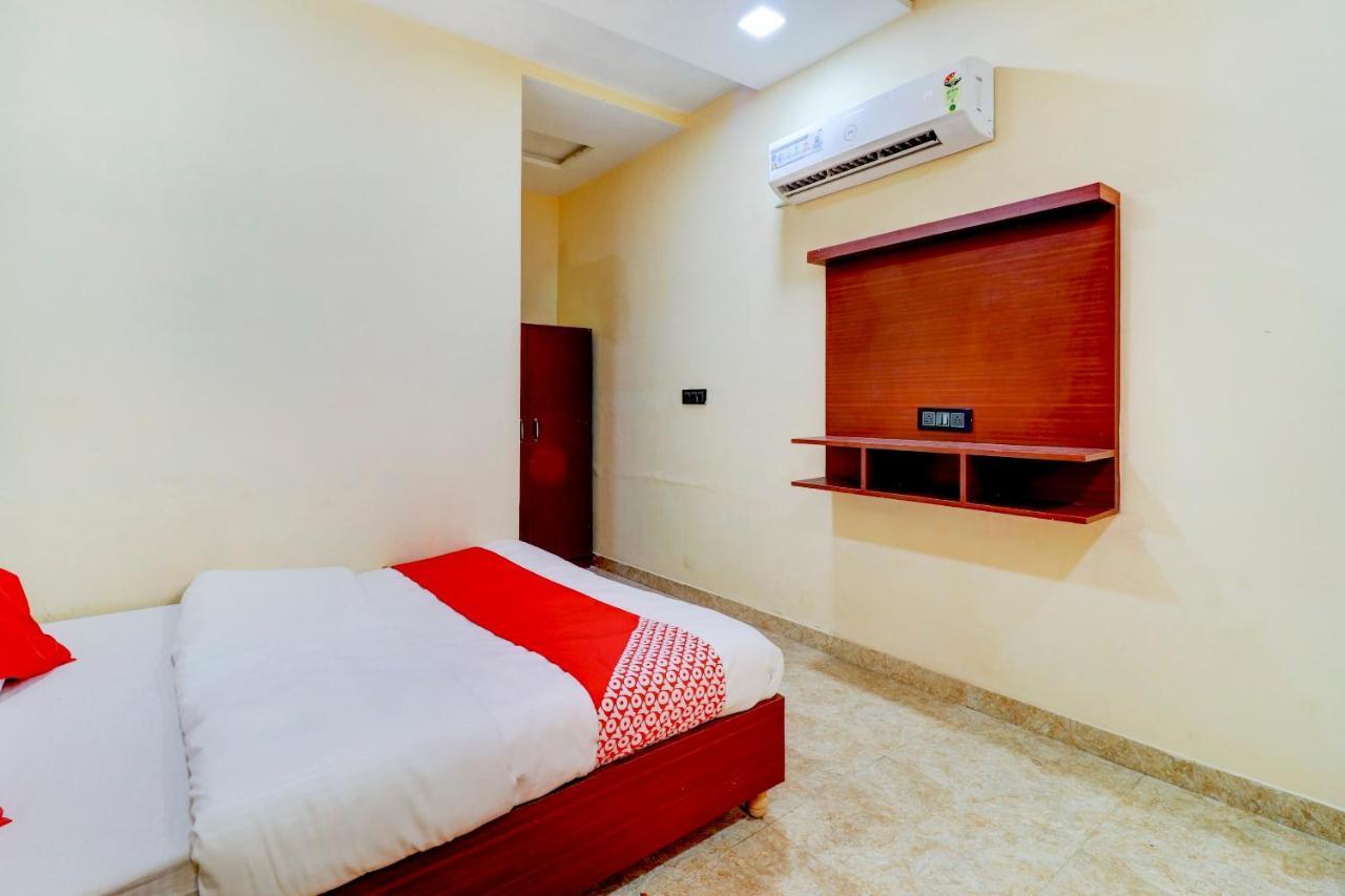 Oyo Flagship 73009 Hotel City Inn Dayal Bagh ภายนอก รูปภาพ