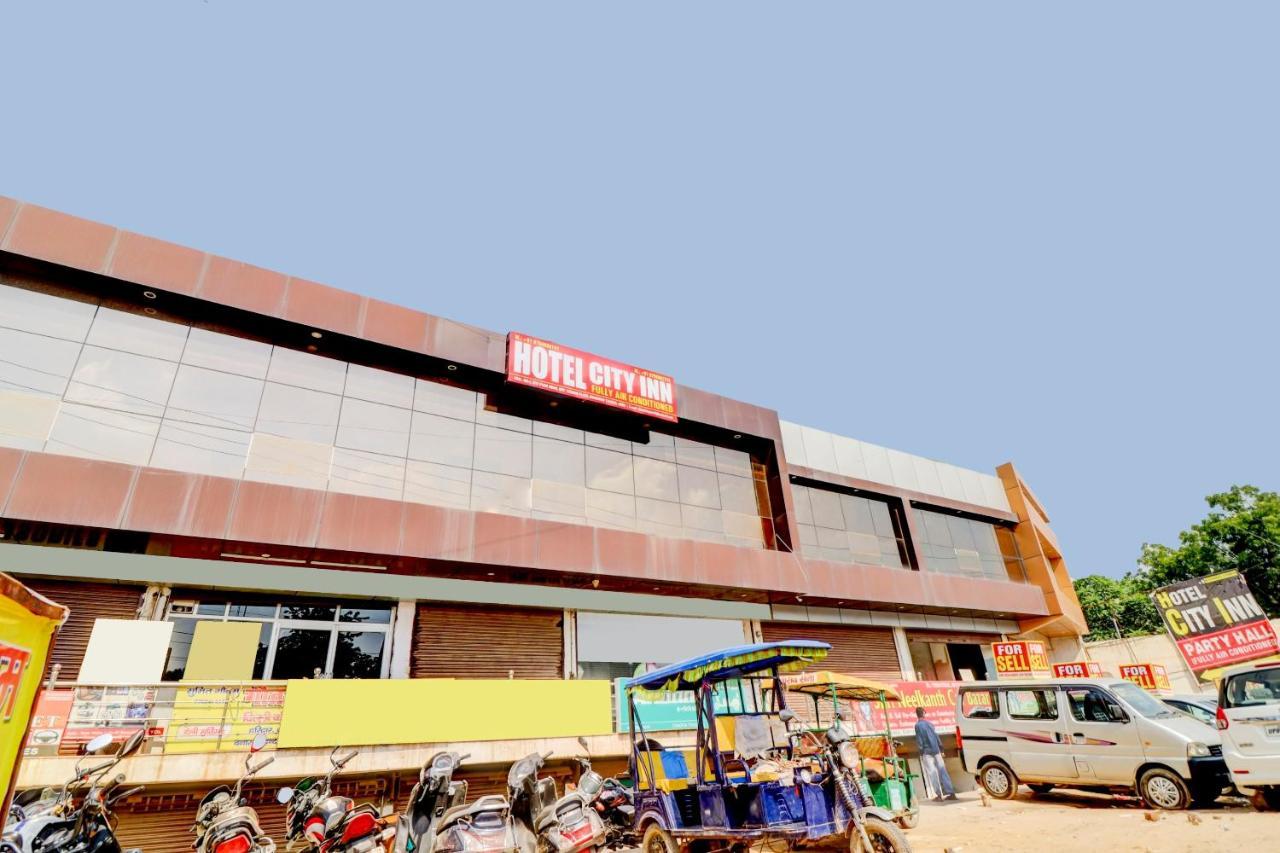Oyo Flagship 73009 Hotel City Inn Dayal Bagh ภายนอก รูปภาพ