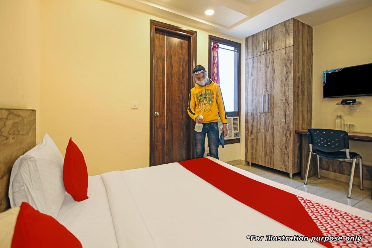 Oyo Flagship 73009 Hotel City Inn Dayal Bagh ภายนอก รูปภาพ